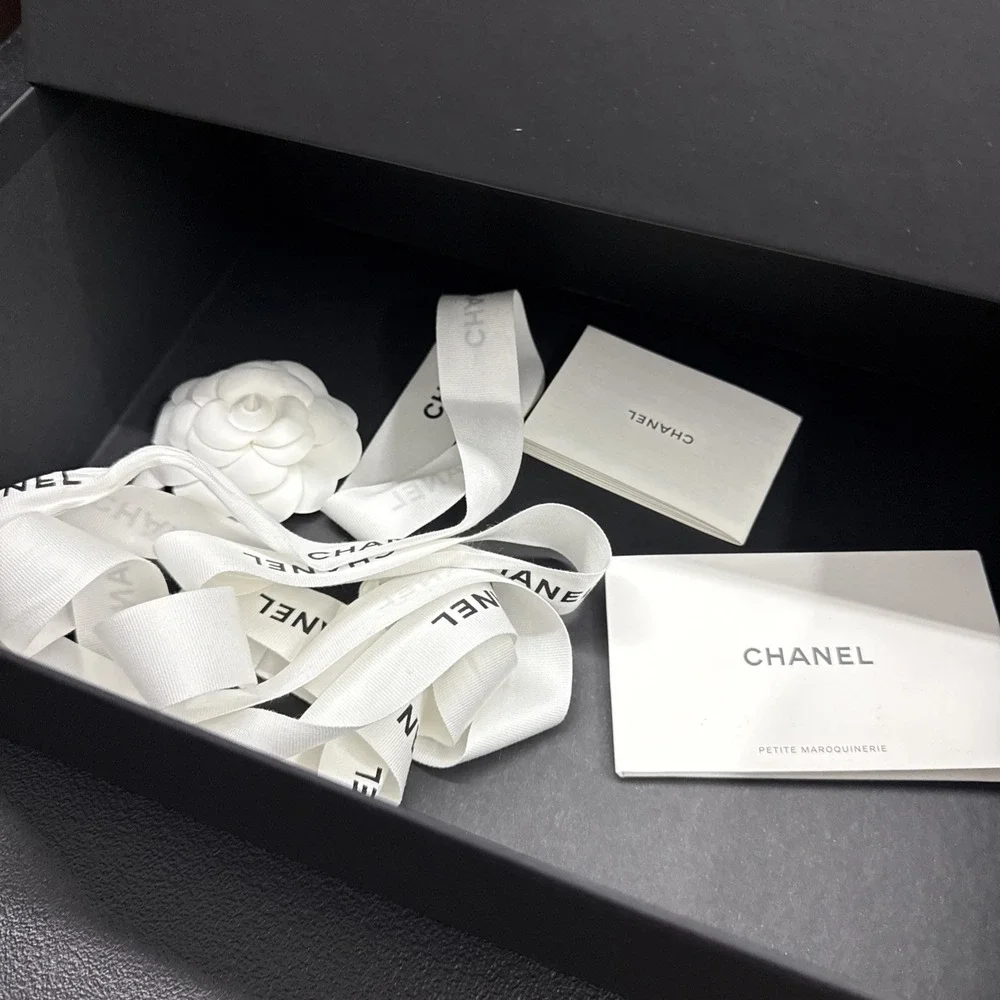 AUTHENTIC SIGNED CHANEL BLACK BOX (1690)